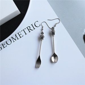 Unique Cool girl Spoon & Folks Earrings Silver